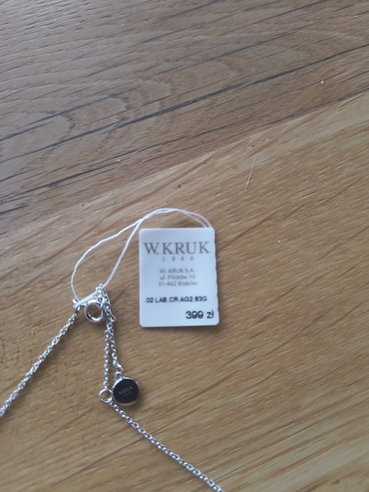 Naszyjnik srebrny z cyrkonią i diamentem