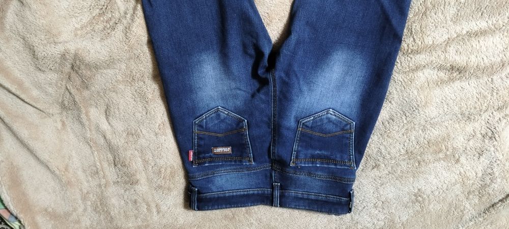 Джинсы утеплённые для беременных, б/у