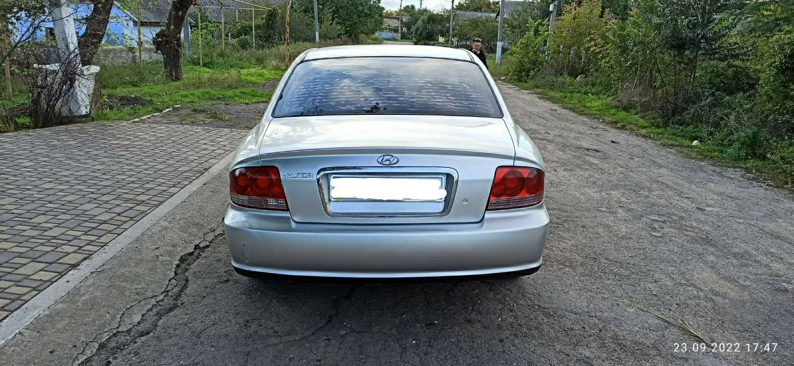 Продам Hyundai Sonata EF 2.0 газ бензин 2004 рік