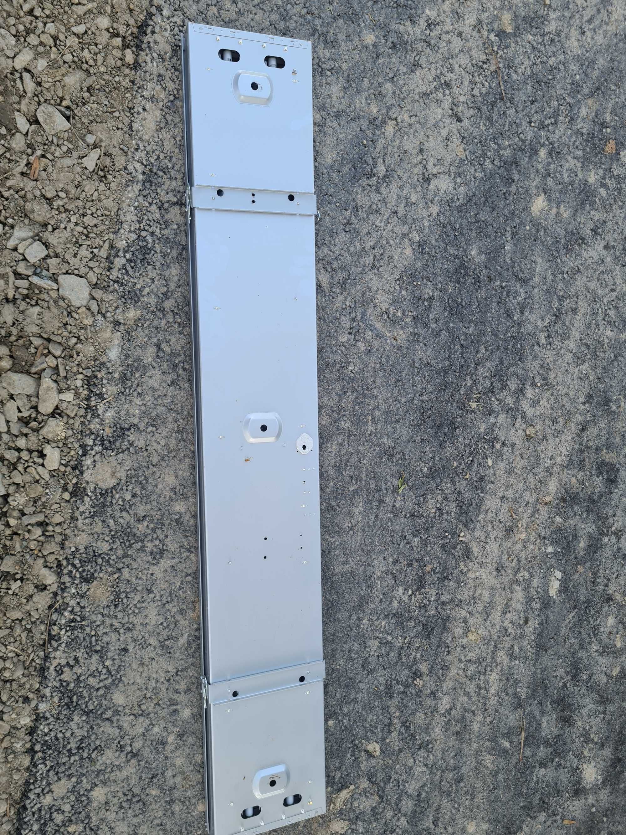 Lampy Swietlówki do garażu warsztatu