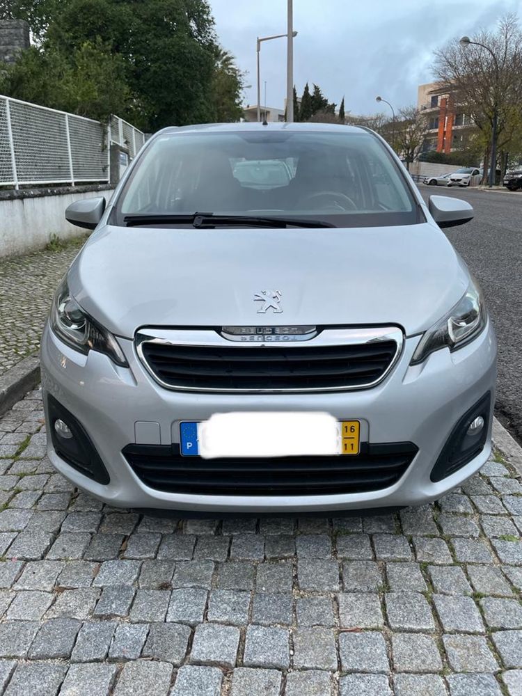 Peugeot 108 1.0 de 2016 com 72 000 km