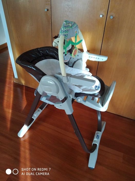 Cadeira da papa e espreguiçadeira Polly Chicco