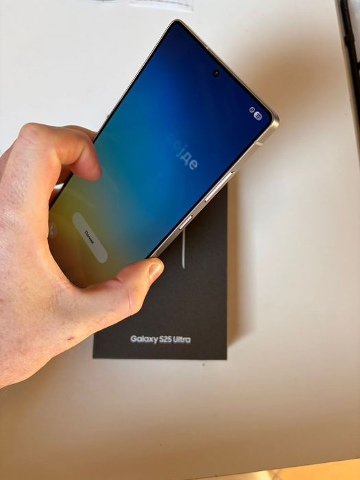 Samsung s25 ultra 256gb Black