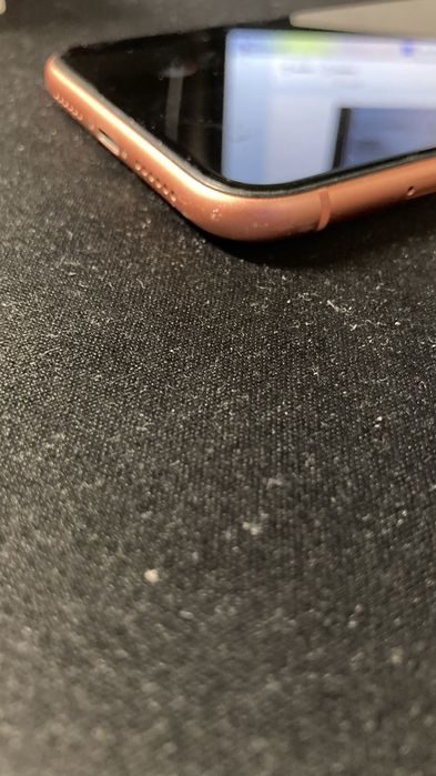 Iphone XR, 64gb, pęknięte plecki