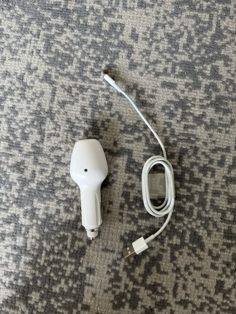 Oryginalny kabelek Apple USB-Lightning + ładowarka samochodowa 5W
