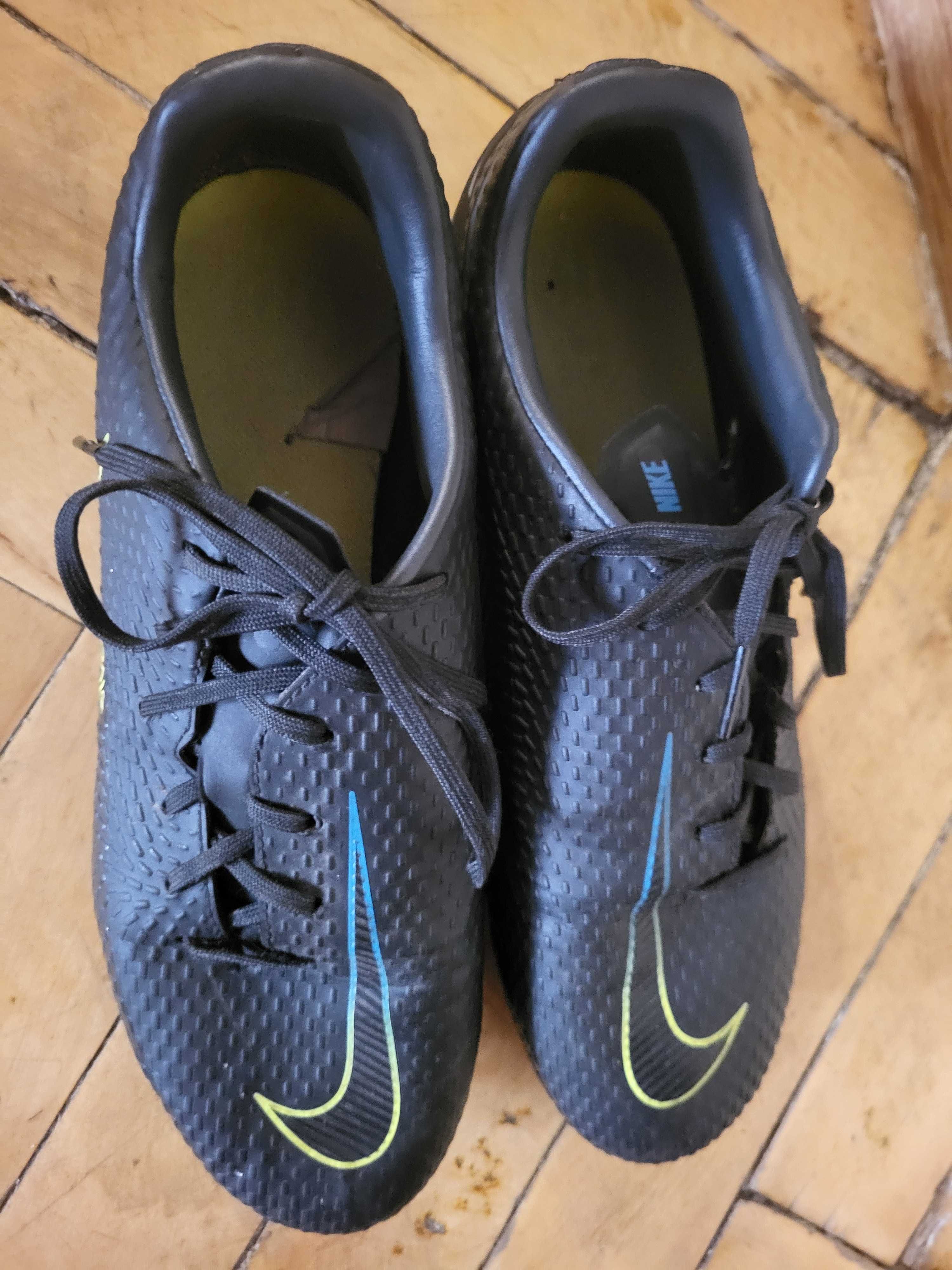 Бутси Nike Phantom GT Academy FG/MG розмір 7 EUR 40