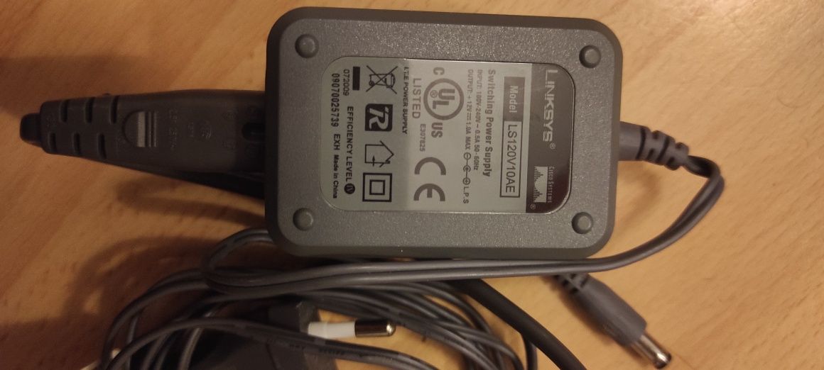 Zasilacz Linksys Cisco 12v 1A oryginalny