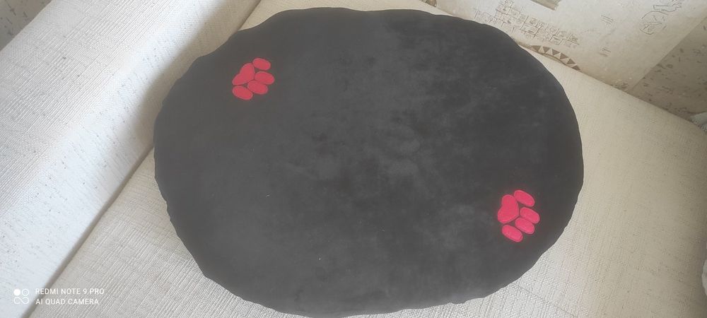 Продам подушкуа лежак для котів та собак.