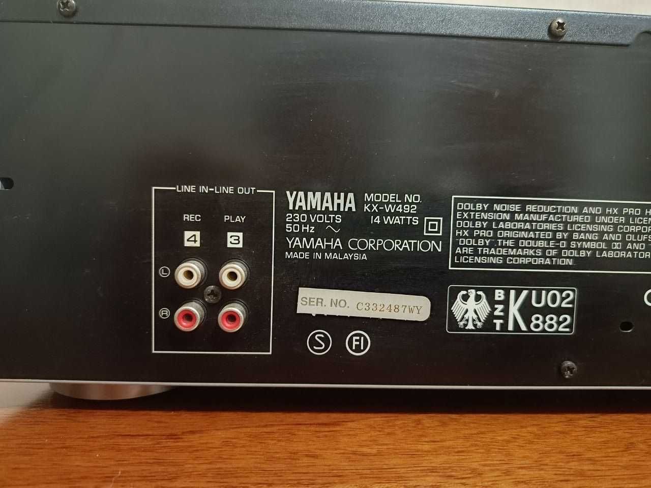 Кассетная дека Yamaha KX-W492