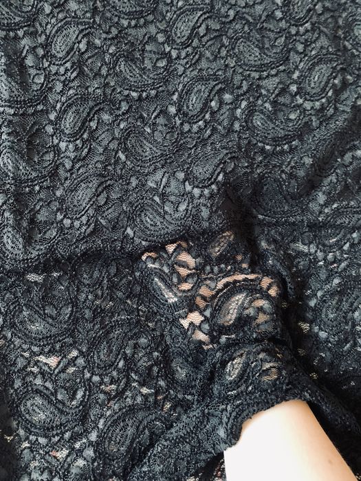 Koronkowa spódnica H&M ołówkowa