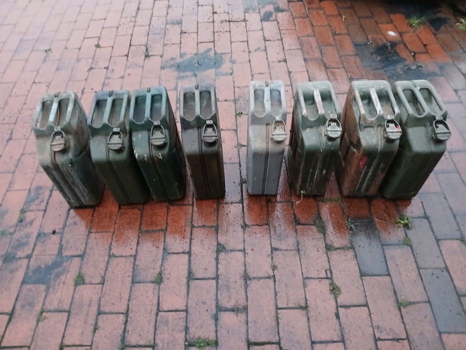 Kanister metalowy 20l