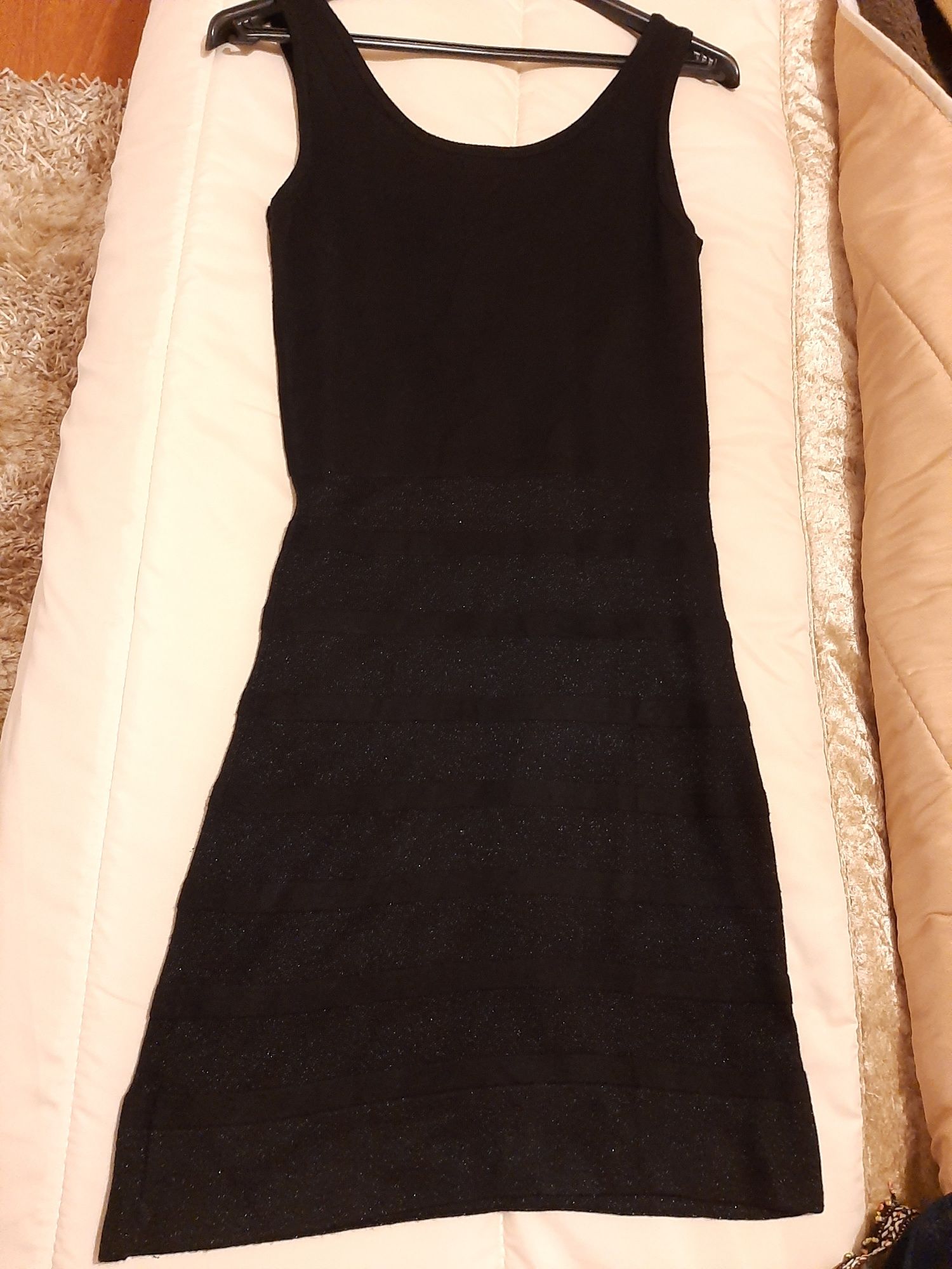 Vestido Mango preto M