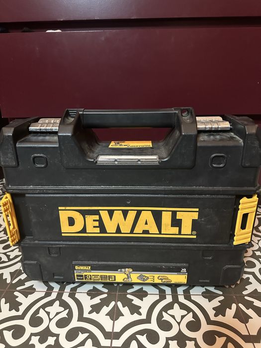 Wiertarko-wkrętarka DeWalt 18V XR Brushless – zestaw prawie nowy!