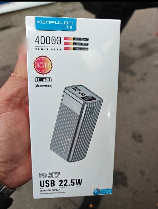 Павербанк Konfulon 40000mAh зі швидкою зарядкою.Чорні в наявності