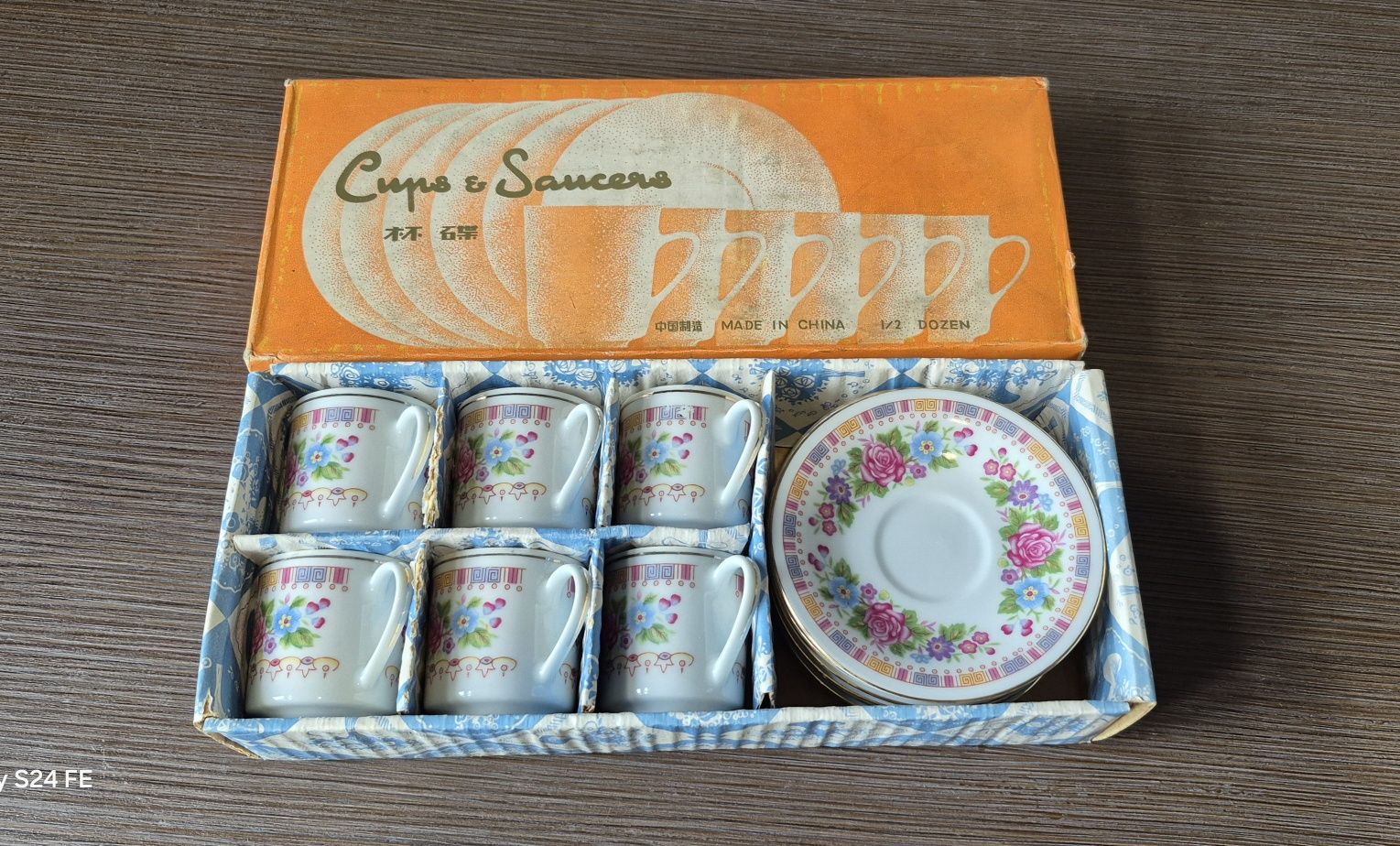 Chińskie porcelanowe filiżanki do espresso 6szt. ze spodkami