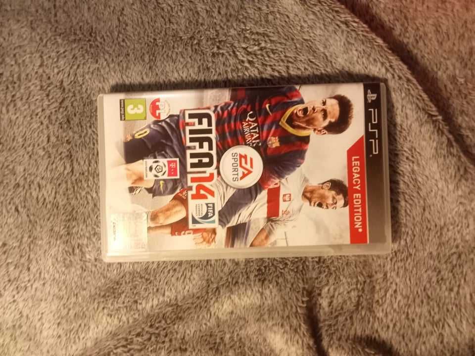 Gra PSP 3004 FIFA 14