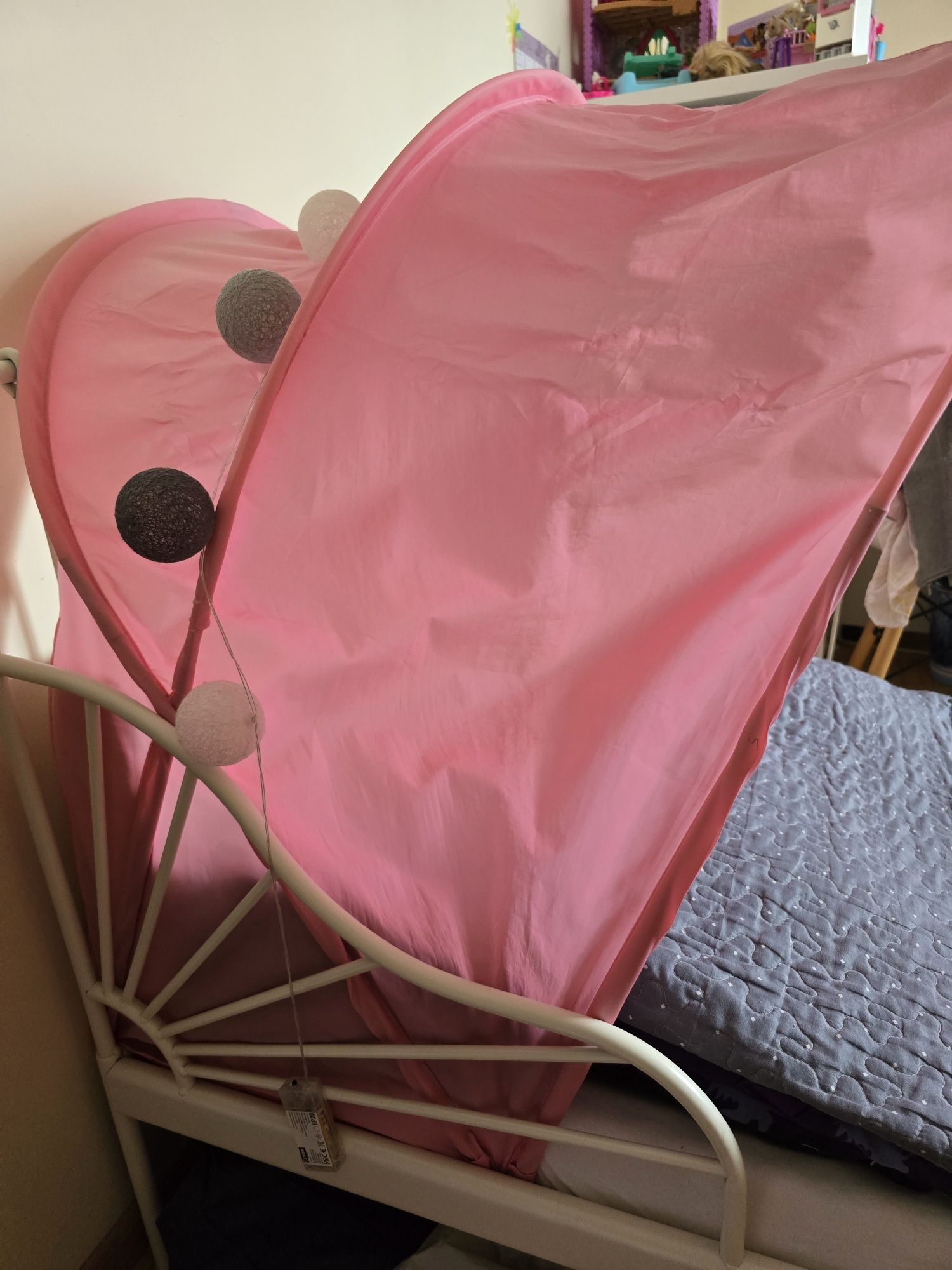 Baldachim Ikea różowy
