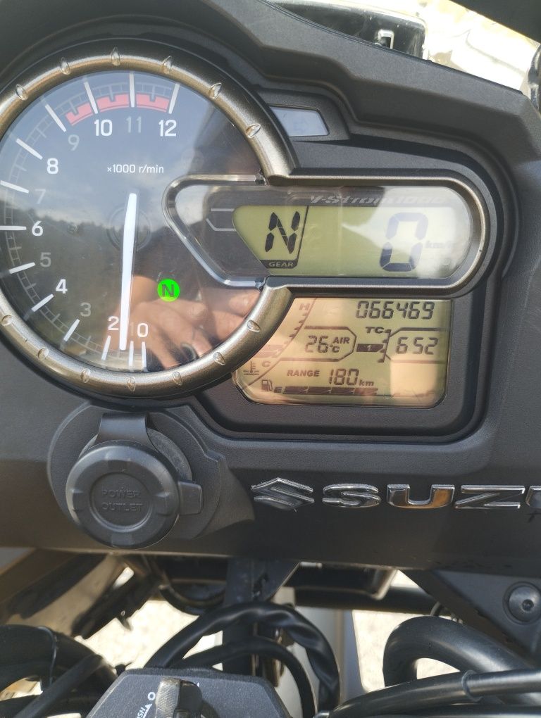 Suzuki vstrom DL 1000