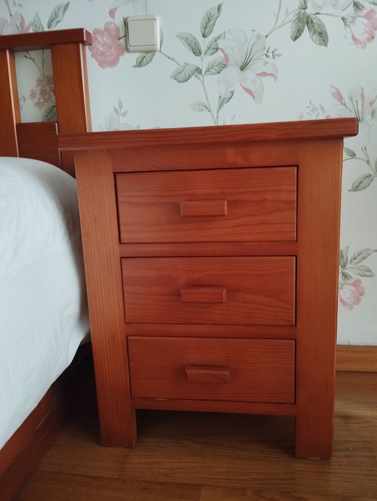 Mobília de Quarto - cama casal