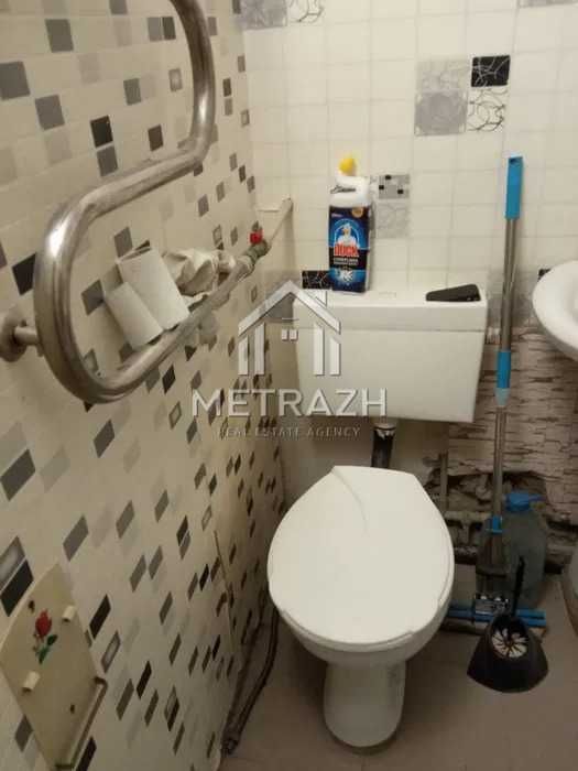 Продам 1к кв ул. Космонавтов,3 , м.  23 Августа, П.Поле, Є-відновлення
