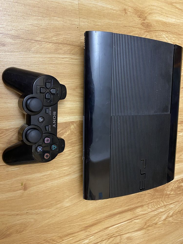 Play Station 3 Super Slim