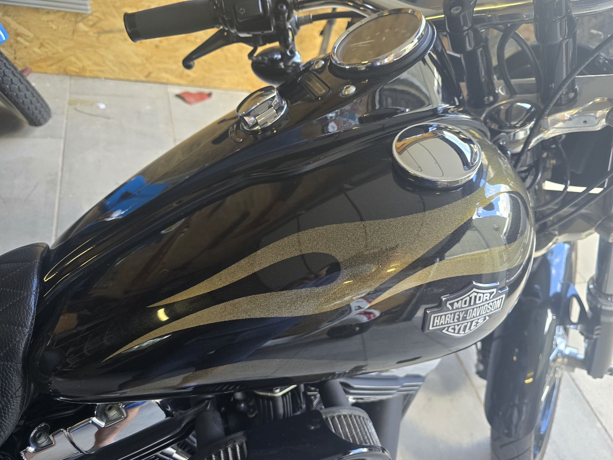 Harley Dawidson FXDWG 103cale