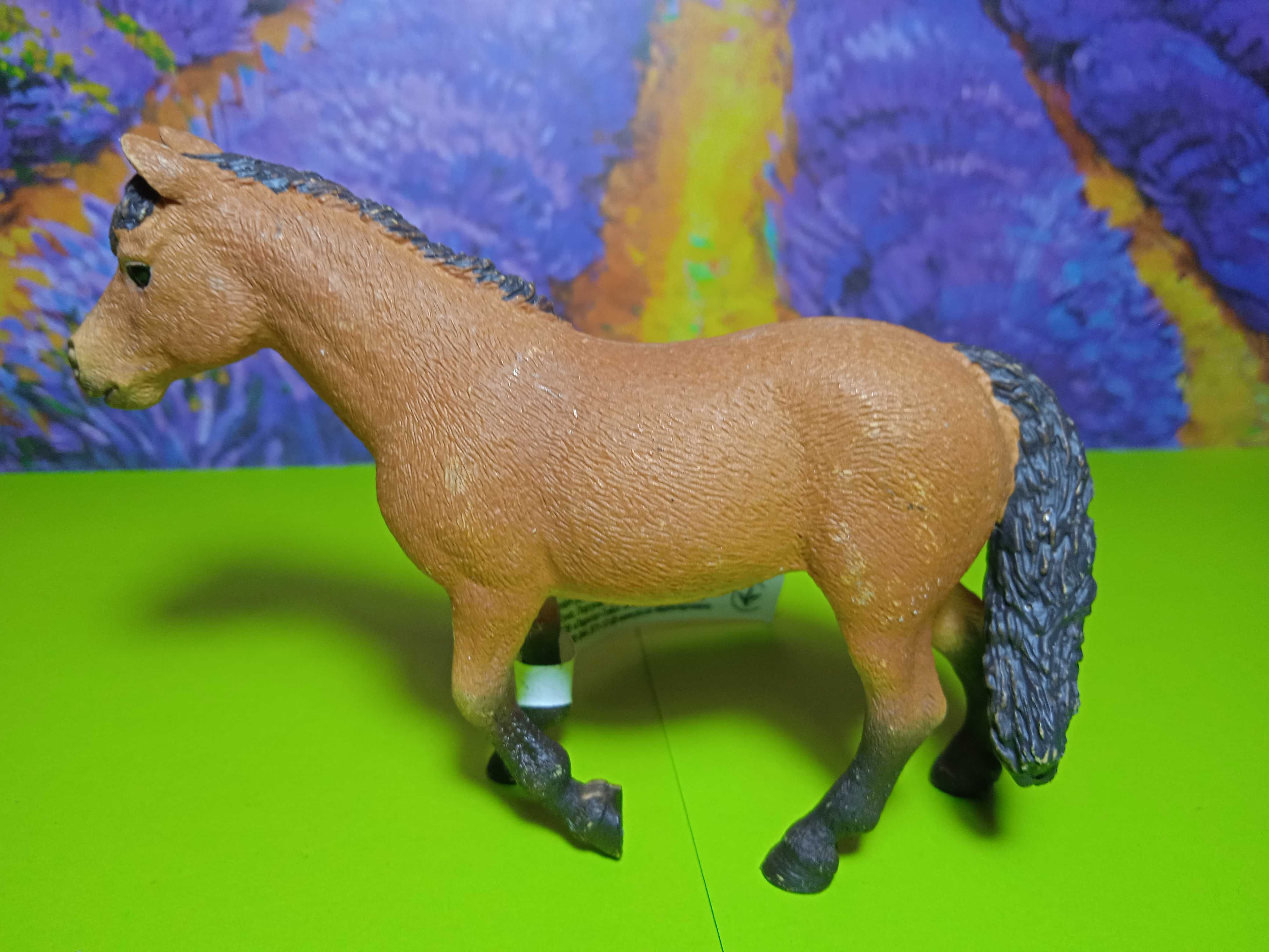 Коллекционная фигурка пони лошадь Schleich