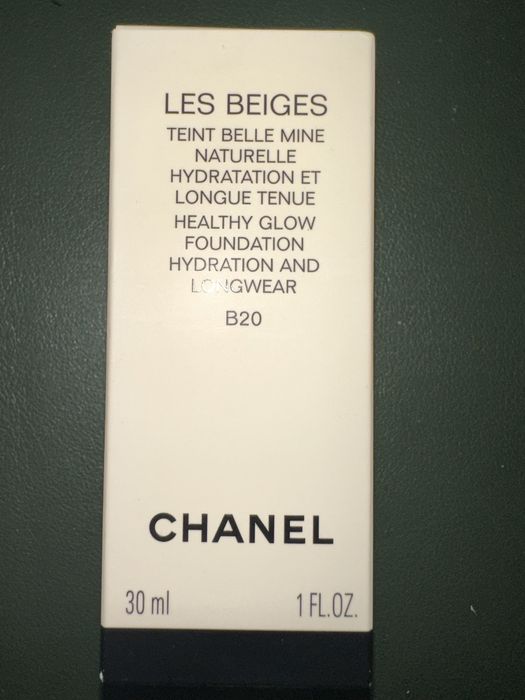 Chanel Les Beiges Teint Belle Mine Naturelle B20 тональный крем