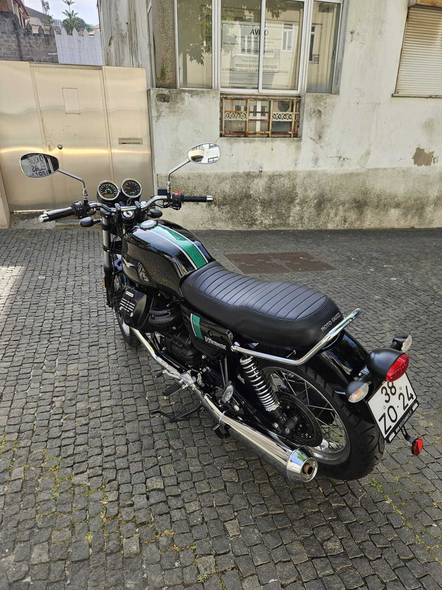Moto Guzzi V7 III Special