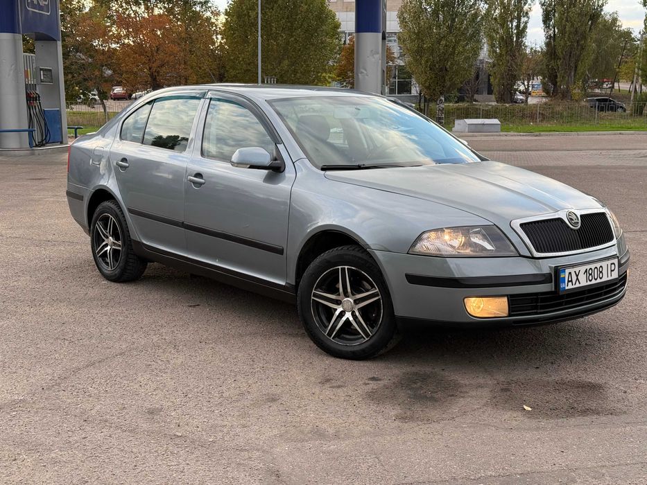 Продам SKODA Octavia а5 2006р 1.6газ-бенз
