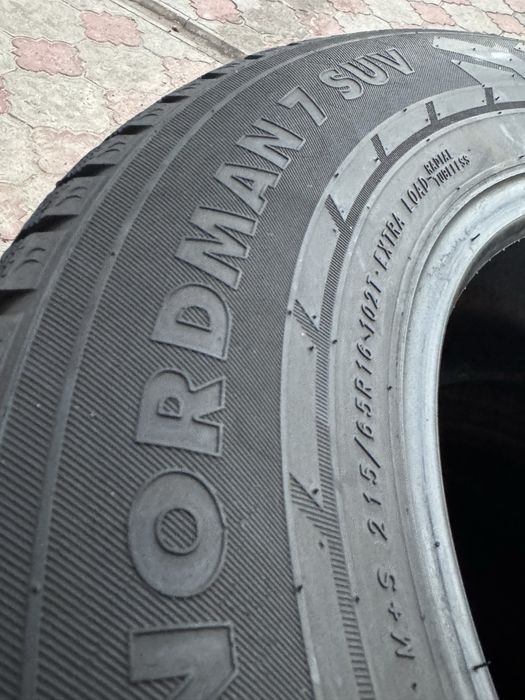 215 65 16 Nokian 9мм зимові шини 215/65 R16 зима