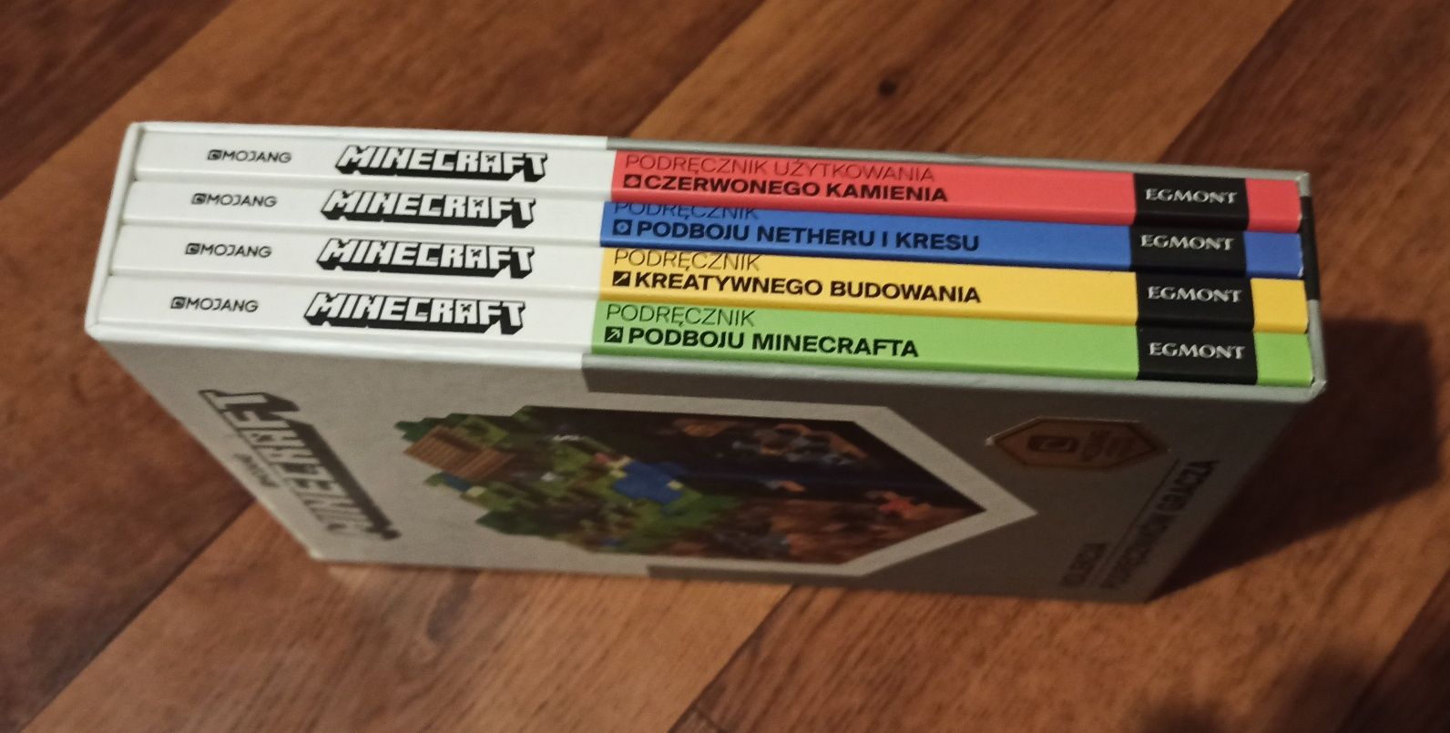 Kolekcja podręczników gracza Minecraft książki