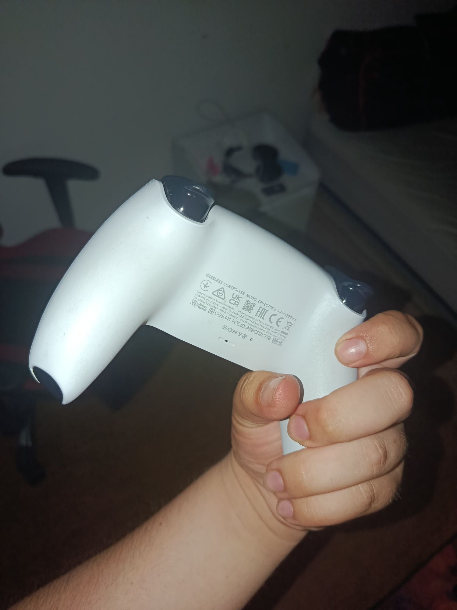 Estou vendendo este comando pôr ótimo preço  fixo