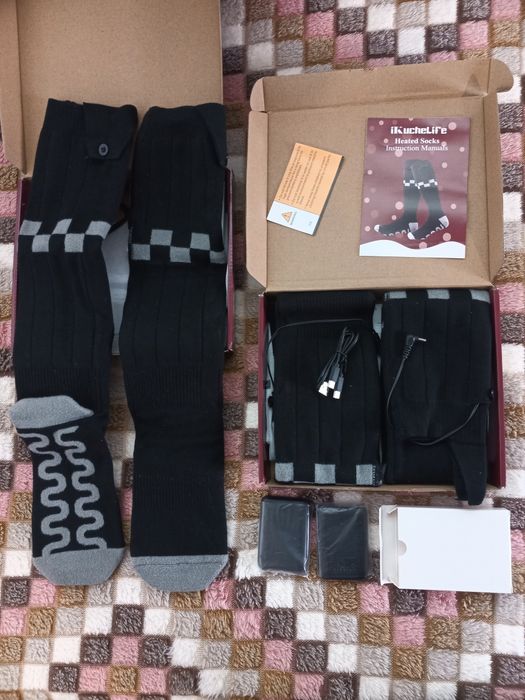 Носки з підігрівом на павербанках