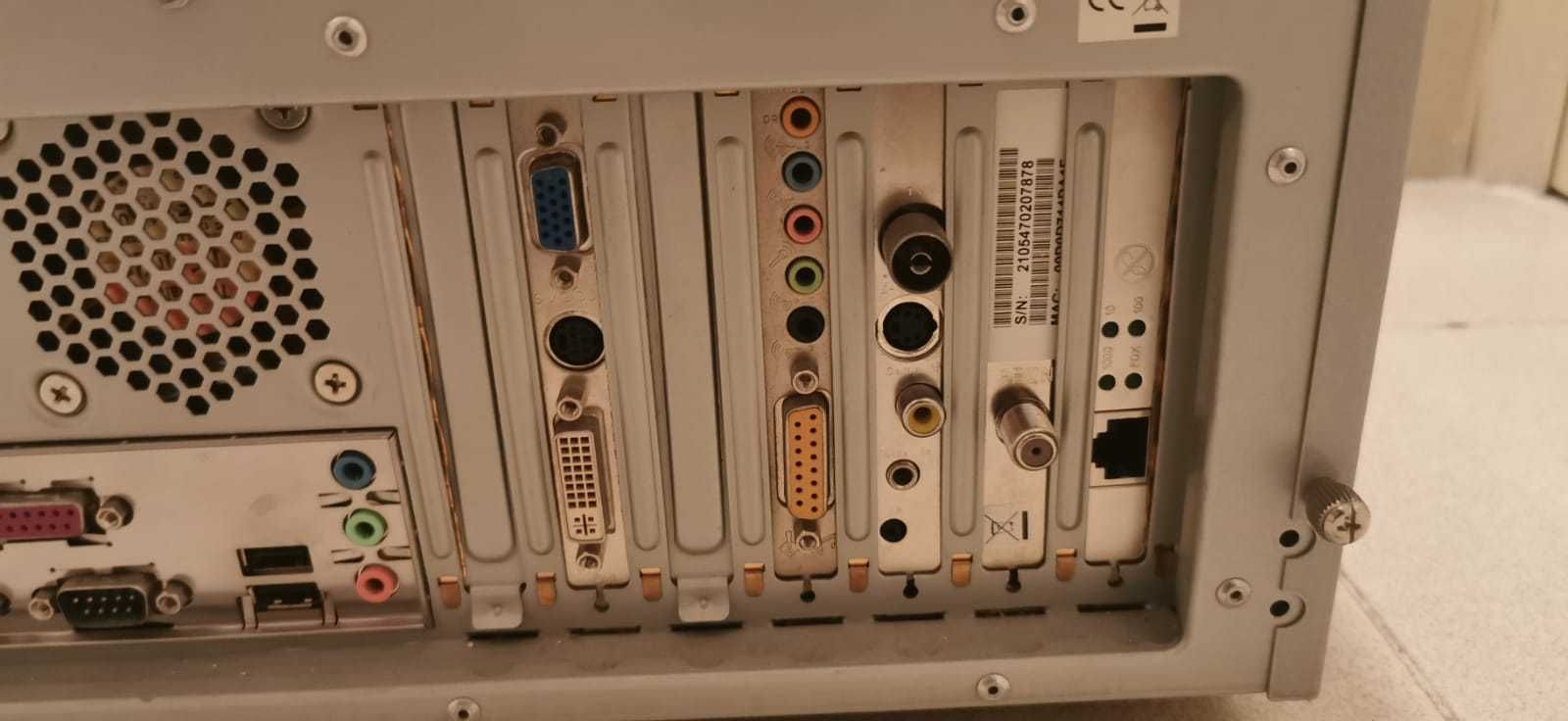 Caixa de PC, board e várias placas (Satélite e TV), da Thermaltake