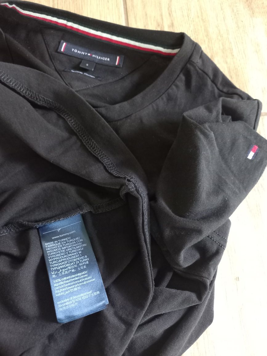 czarna firmowa koszulka -t-shirt -TOMMY HILFIGER-rozmiar-S