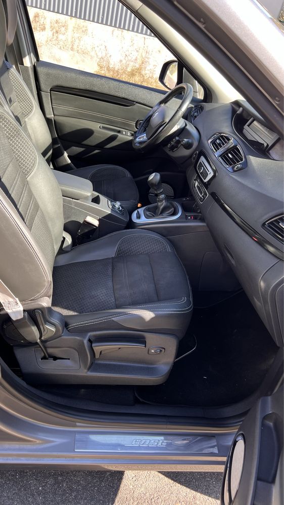 Renault Grand Scenic Bose nacional oportunidade