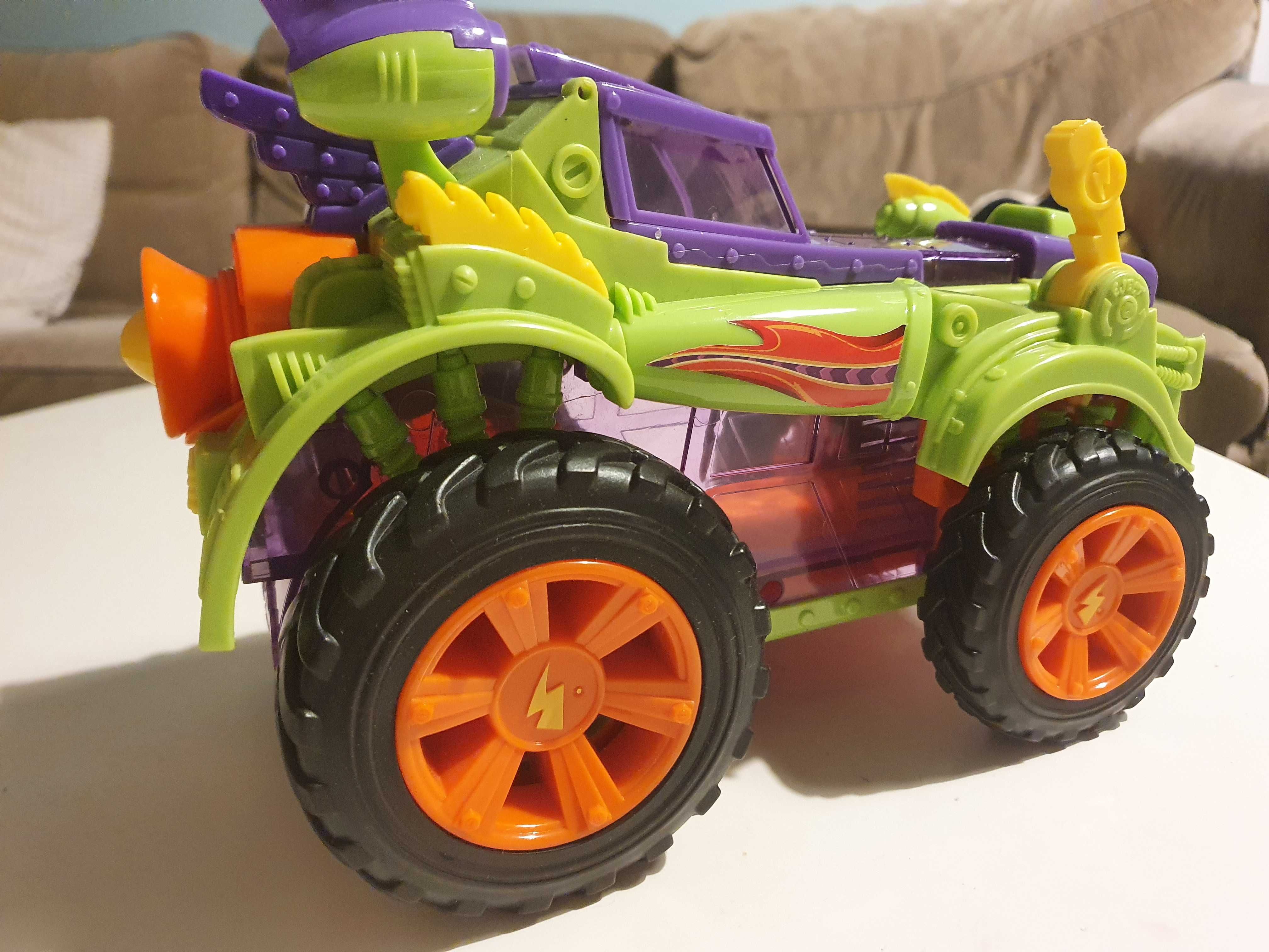 Pojazd Super Zings Monster Roller + dwie figurki