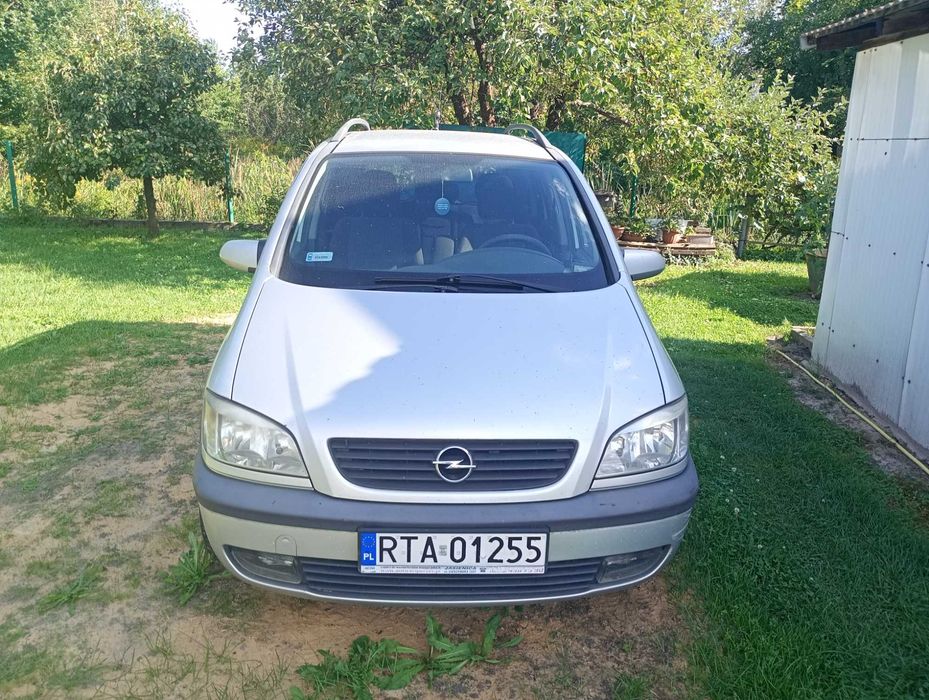 Sprzedam Opla Zafira