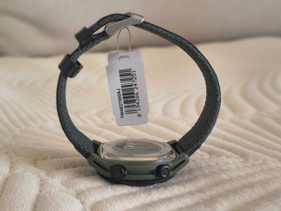 Timex Expedition Rugged - Męski zegarek cyfrowy, nowy, nieużywany.