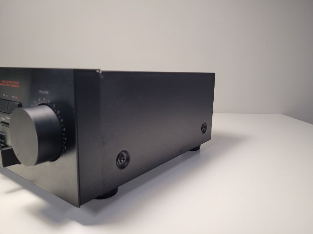 Amplituner Yamaha RX-300 Czarny – Sprawny, Klasyczny Sprzęt Audio!