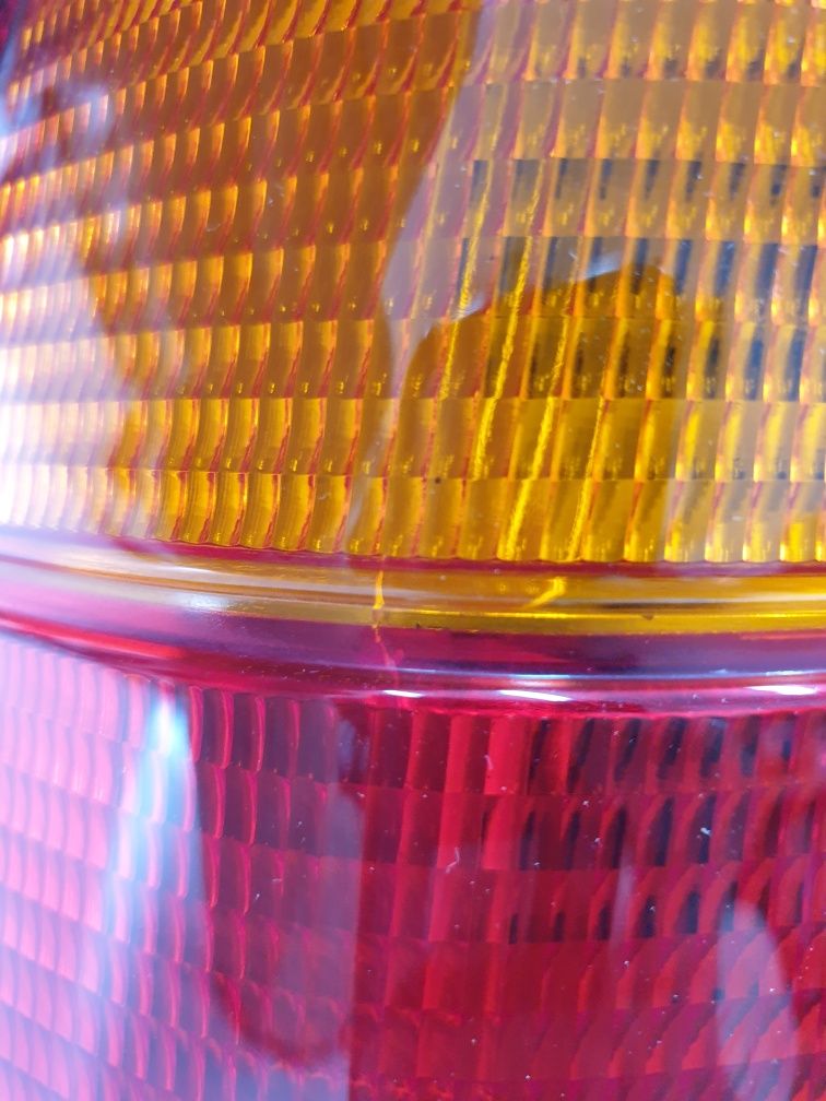 lampa lewa tylna volvo 940 sedan  oryginalna