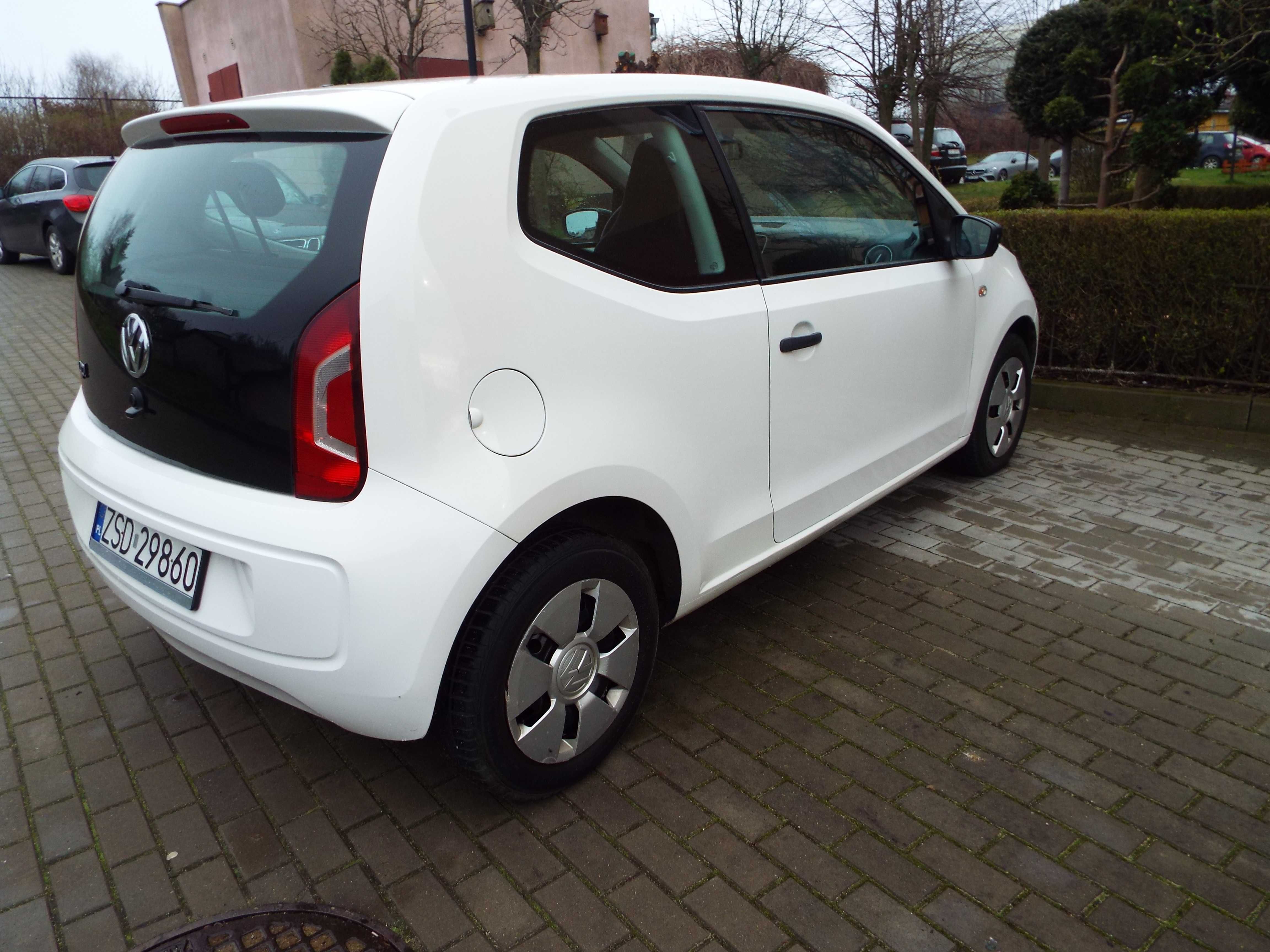 Volkswagen UP!  1.0 benz 2012r.