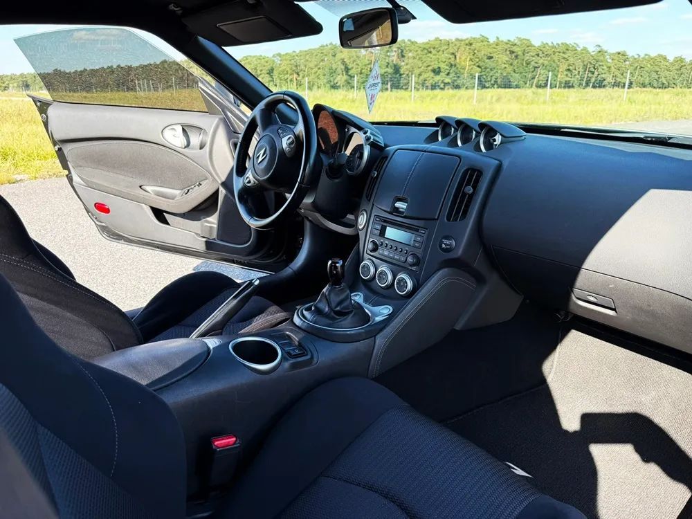 Nissan 370 Z Nissan 370Z manualna skrzynia biegów