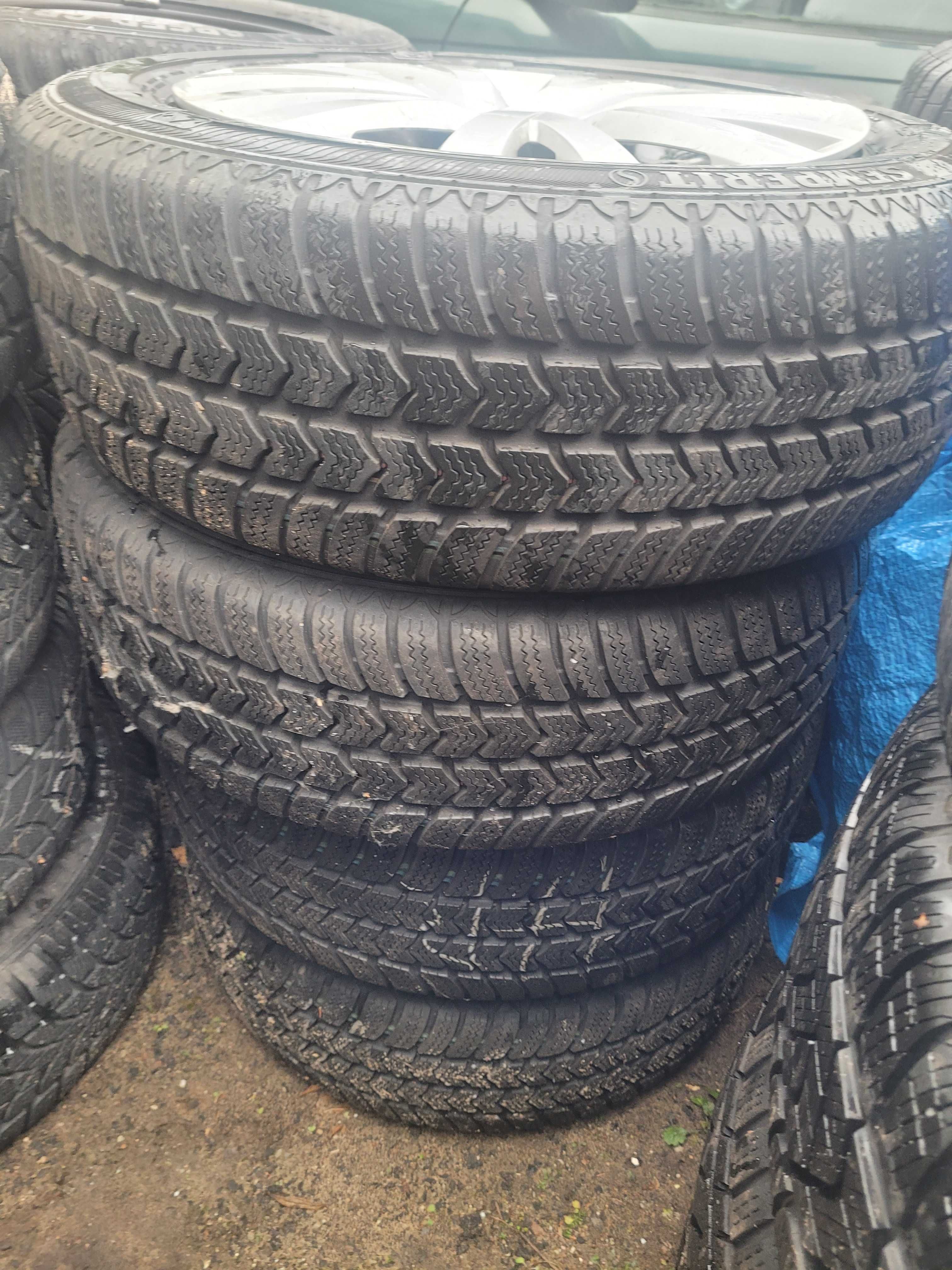 Koła zimowe VW T-Cross 195/60R16C