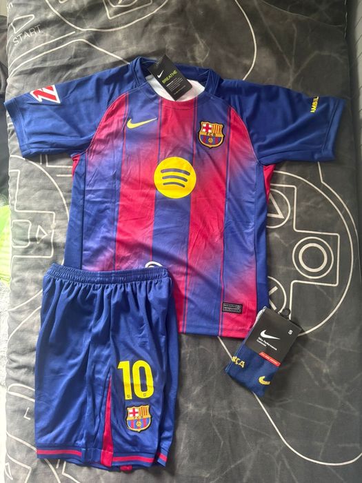 Strój komplet piłkarski Fc Barcelona Nike Lamine Yamal 10 Lewandowski