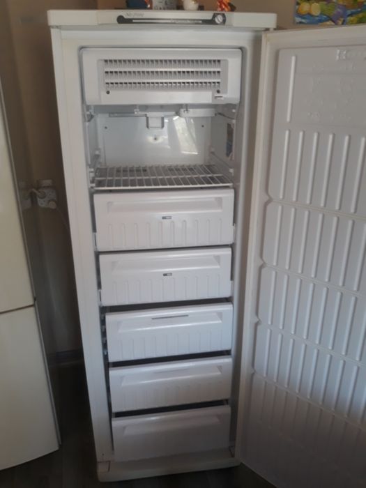 Indesit No frost морозильна камера