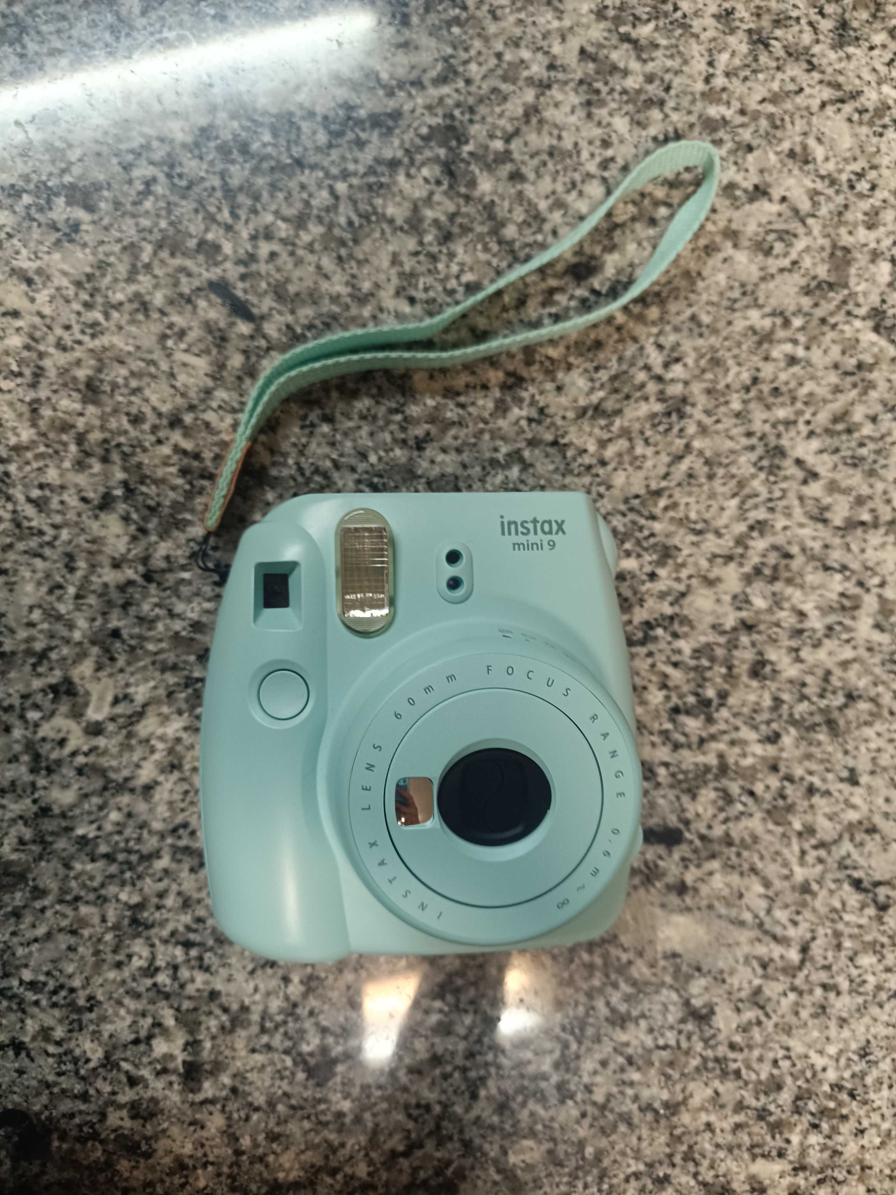 Câmara Instax mini 9
