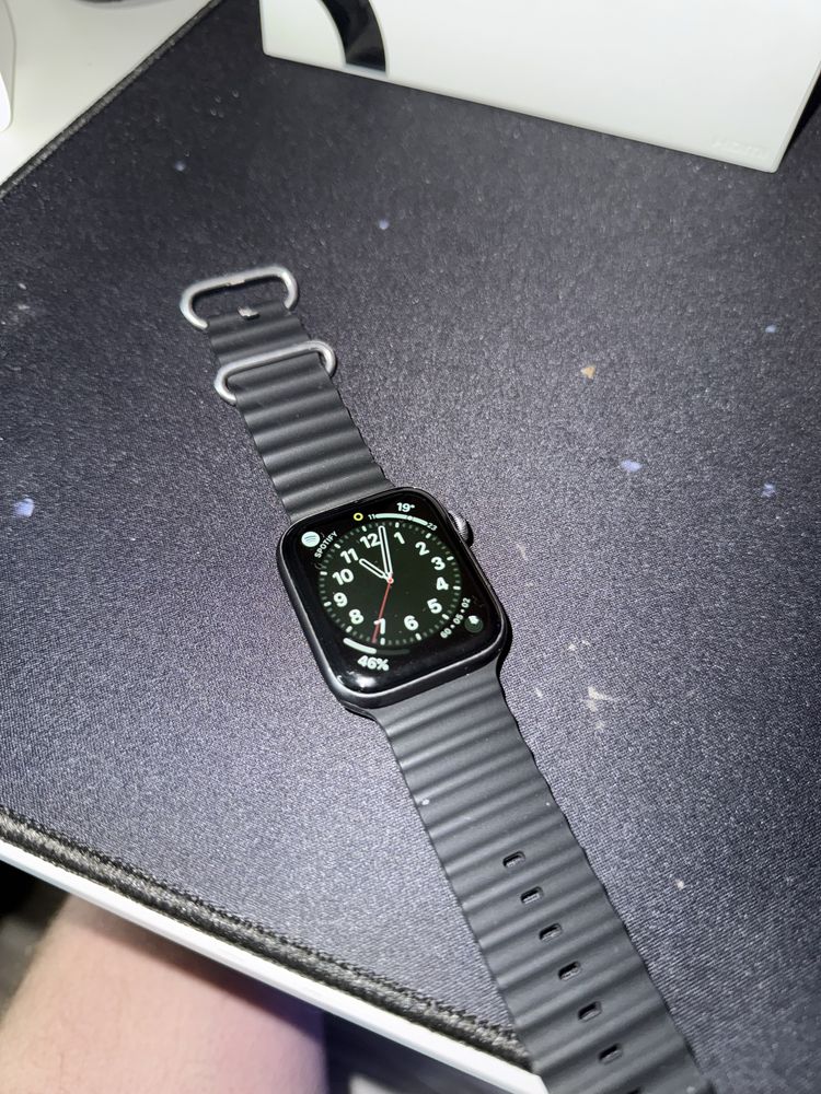 Aplle watch 5 stan bardzo dobry