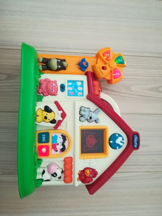 Jogo sons a Quintinha da Chicco (inglês e português)